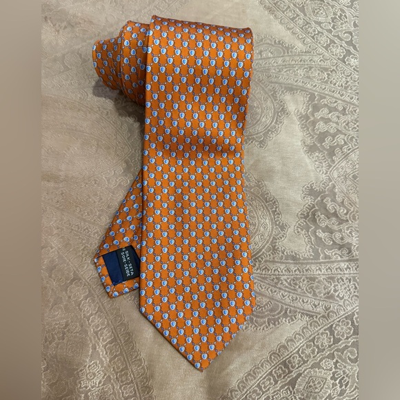 Salvatore Ferragamo Mens Orange Silk Tie - Picture 3 of 7